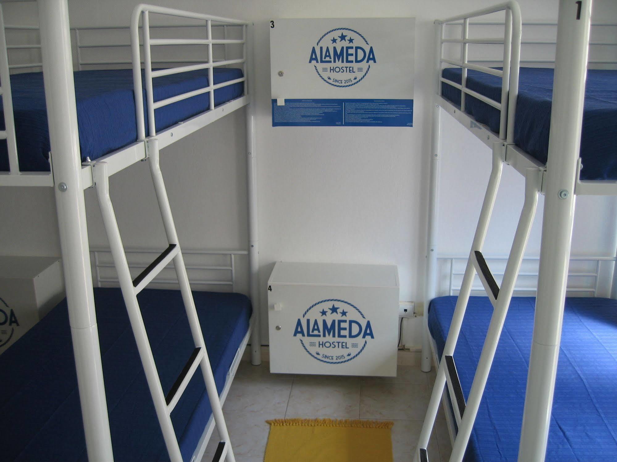 Alameda Hostel Portimao Ngoại thất bức ảnh