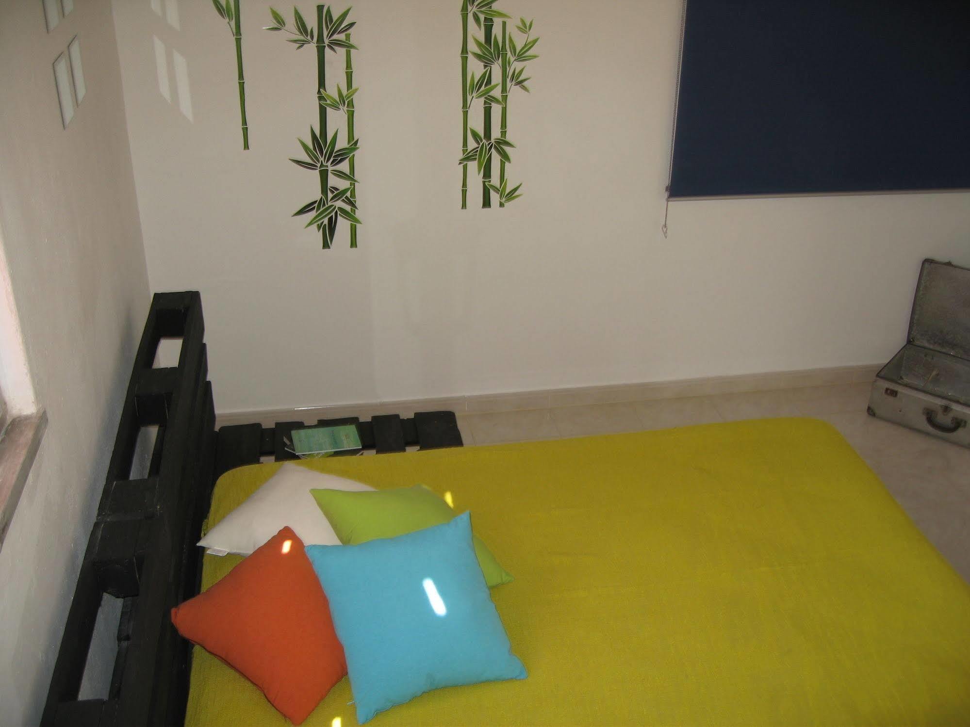 Alameda Hostel Portimao Ngoại thất bức ảnh