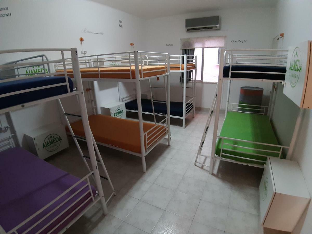 Alameda Hostel Portimao Ngoại thất bức ảnh